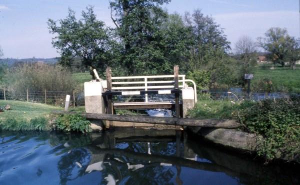 Unstead Lock Weir